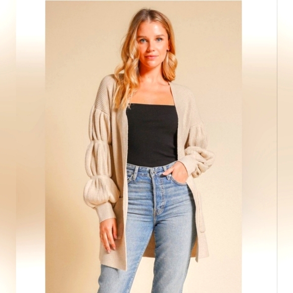 NEW Cardigan Sweater W/Pockets Beige Balloon Sleeve Detail - L - Picture 4 of 5